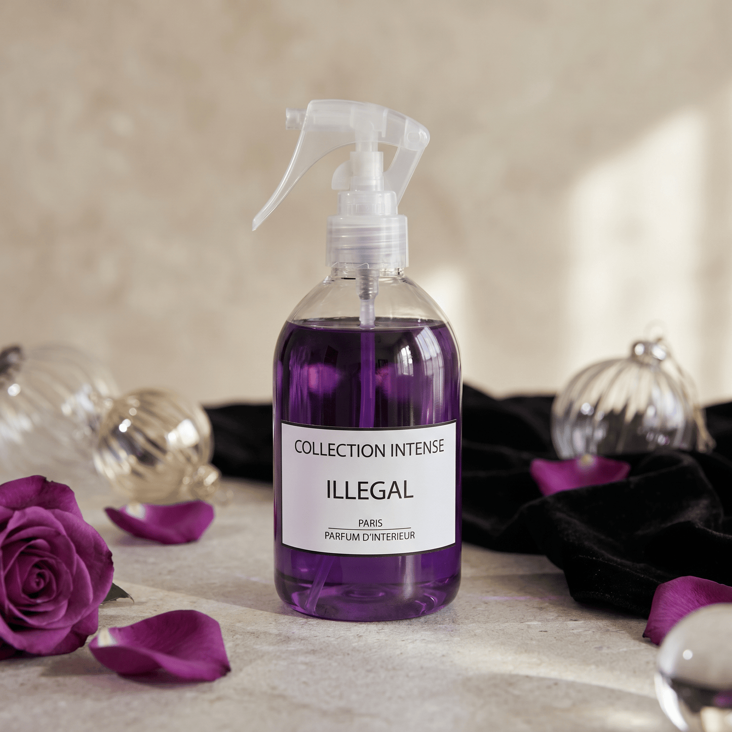 COLLECTION INTENSE ILLEGAL PARFUM D'INTERIEUR 250ml